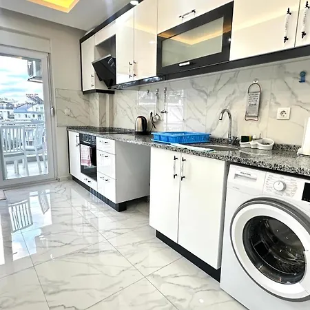 Homely! Design Antalya, Parking, Balcony, Ac! Апартаменты Анталья