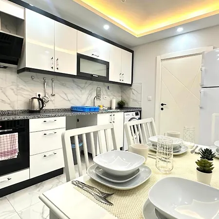 Homely! Design Antalya, Parking, Balcony, Ac! 公寓